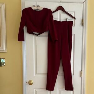 L’AISTA EUC Women's Burgundy Two-Piece Tailored Pants Set size Small EUC